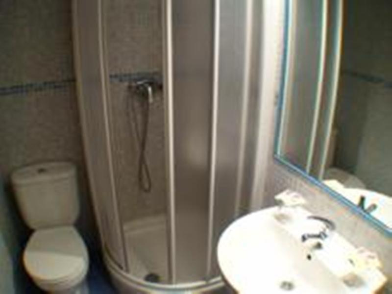 Hostal El Carmen Zaragoza Bilik gambar