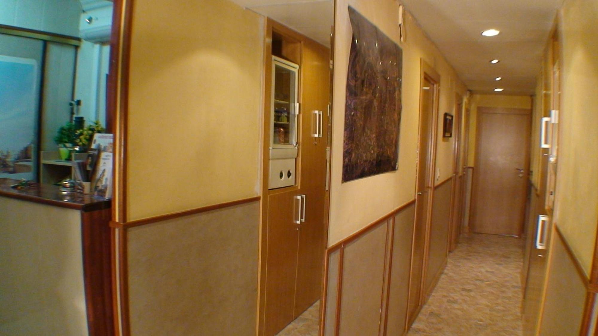 Hostal El Carmen Zaragoza Luaran gambar