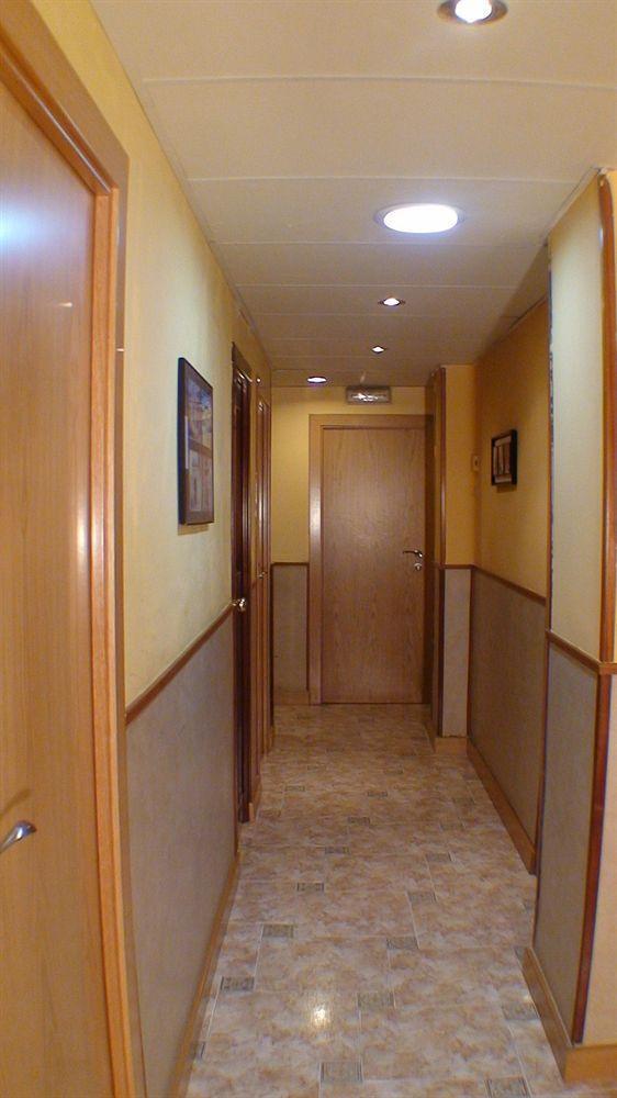 Hostal El Carmen Zaragoza Luaran gambar