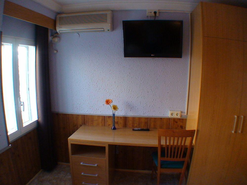 Hostal El Carmen Zaragoza Luaran gambar