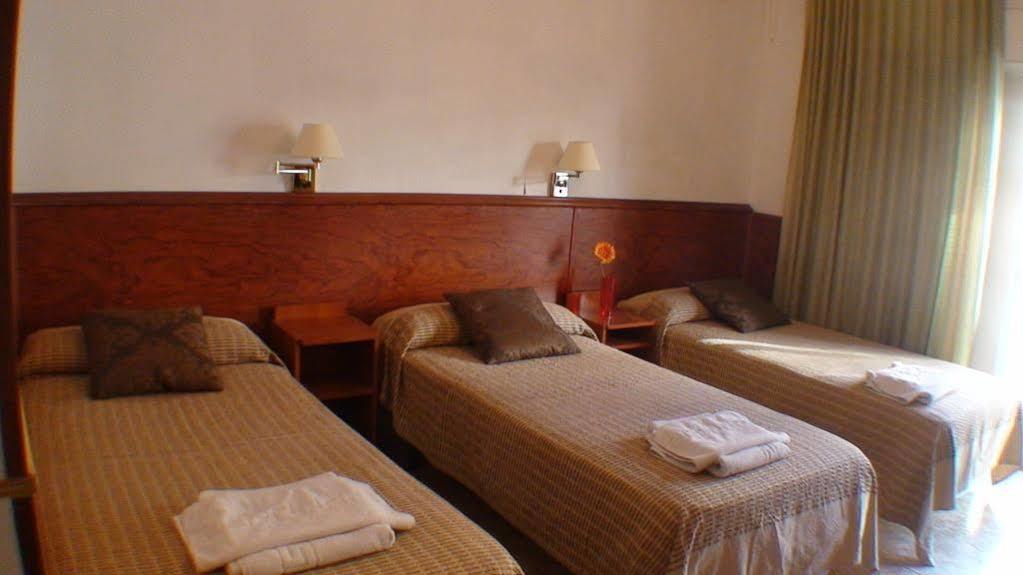 Hostal El Carmen Zaragoza Luaran gambar